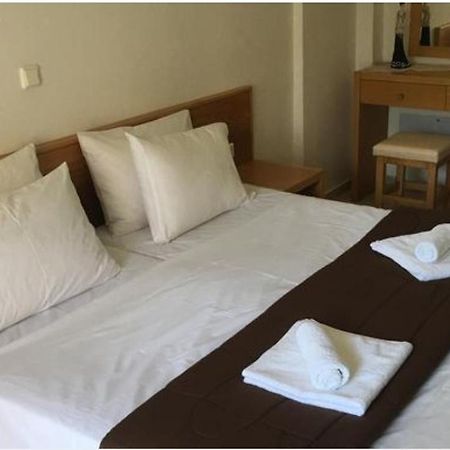 My Home Apartments 1 리메나스 외부 사진