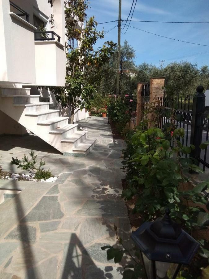 My Home Apartments 1 리메나스 외부 사진